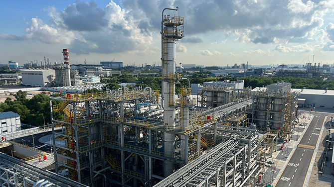 Panoramic view of Cariflex, a medical latex plant in Singapore, which was completed by DL E&C in June